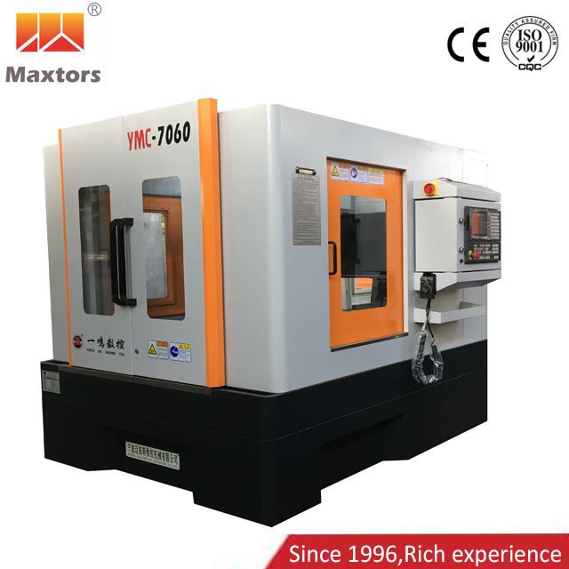 Fabricação de moldes com máquina de gravação CNC